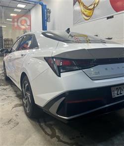 هیوندای ئەلەنترا